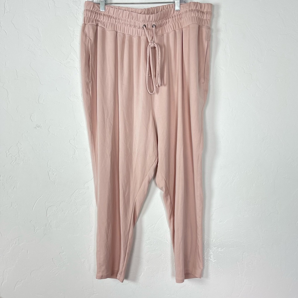 Fabletics Sweat Pants Joggers Blaine ll Almond Dust Light Pink Pull On Tie Waist